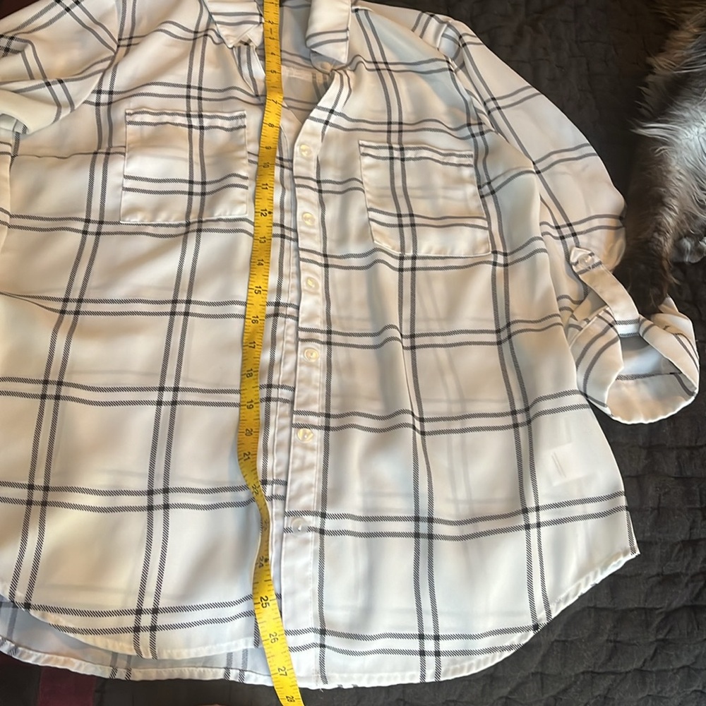 Fortune & ivy button down - Picture 3 of 4